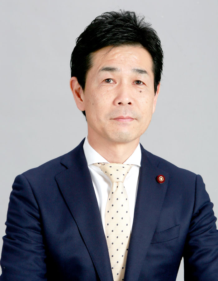 窪田 出